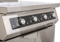 10731004-induktionsherd-4-kochzonen-ansicht-2-kbs-gastrotechnik 10731004-induktionsherd-4-kochzonen-ansicht-2-kbs-gastrotechnik