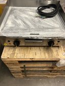 10815002-restposten-te-e58-teppanyaki-grill-kbs-gastrotechnikaaa