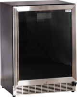 KBS Glastürkühlschrank KBS 154 GU mit geschlossener Tür und dunkler Glasscheibe, schräge Ansicht. Perfekt für den Einsatz in Restaurants. KBS Glastürkühlschrank KBS 154 GU mit geschlossener Tür und dunkler Glasscheibe, schräge Ansicht. Perfekt für den Einsatz in Restaurants.