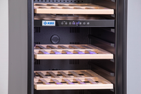 529445-weinkuehlschrank-vino-444-ansicht-2-kbs-gastrotechnik