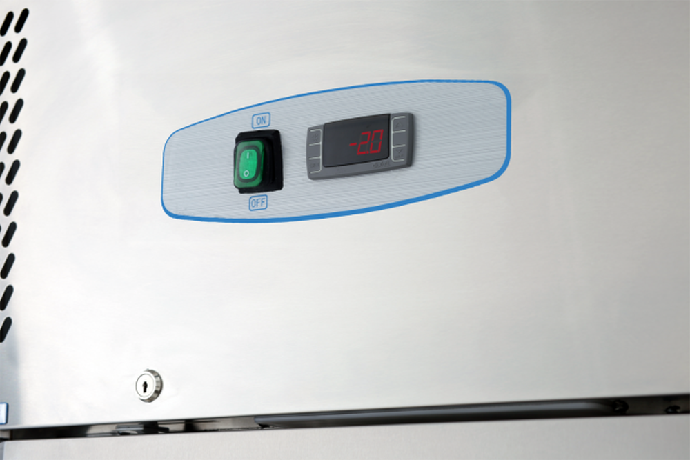 edelstahl-kuehl-tiefkuehlschrank-ku-tku-738-kbs-gastrotechnik-ansicht2